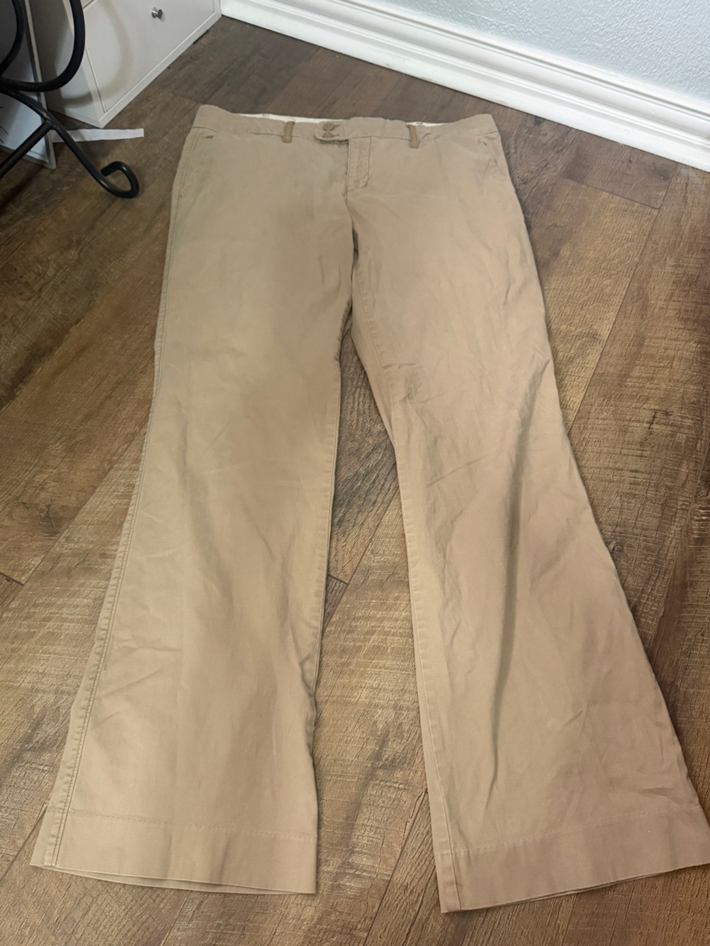 American Eagle Outfitters Men's Chino Pants - Khaki